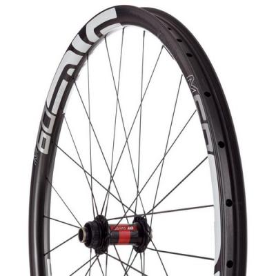 Đùm trước carbon 15x100mm, thắng đĩa centerlock